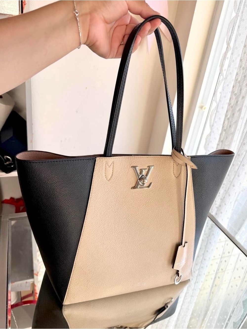 Louis Vuitton Lockme Cabas Tote MM Vanille Noir Grained Calf Leather Silver Lock